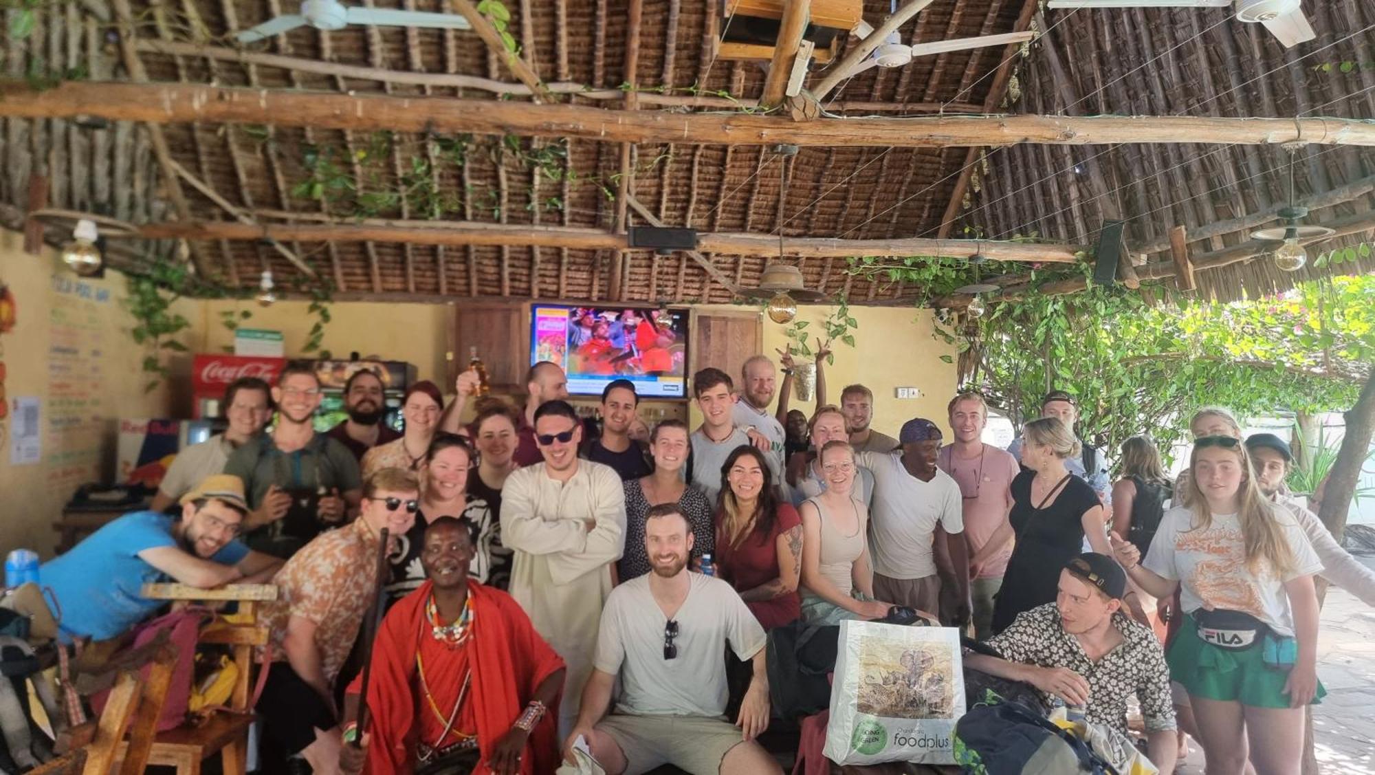 Tulia House Backpackers Hostel Mombasa Ngoại thất bức ảnh
