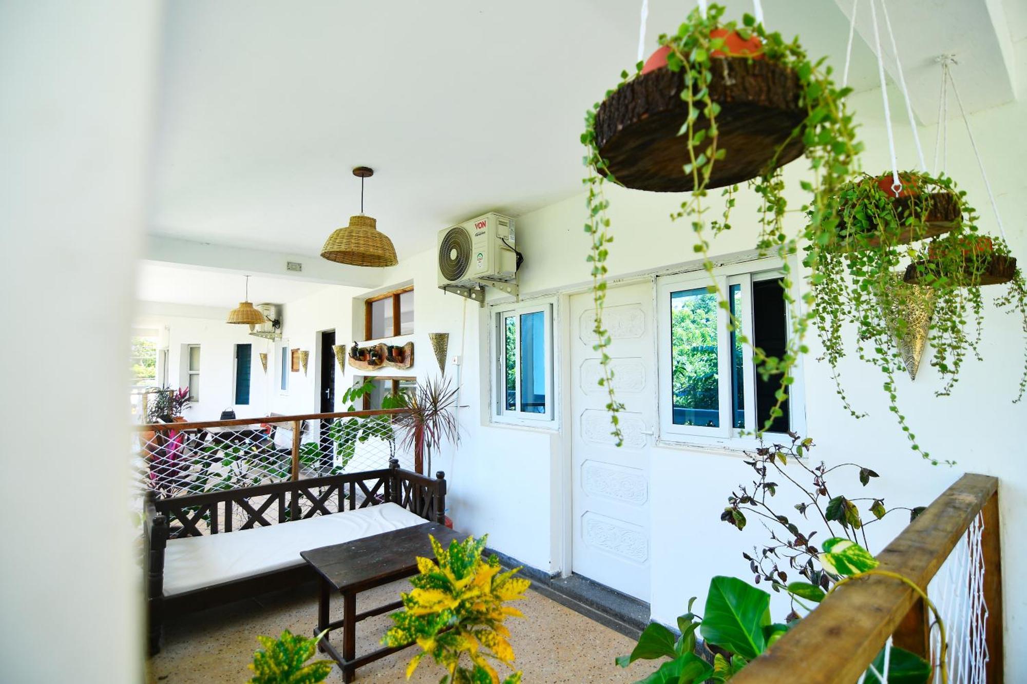 Tulia House Backpackers Hostel Mombasa Ngoại thất bức ảnh